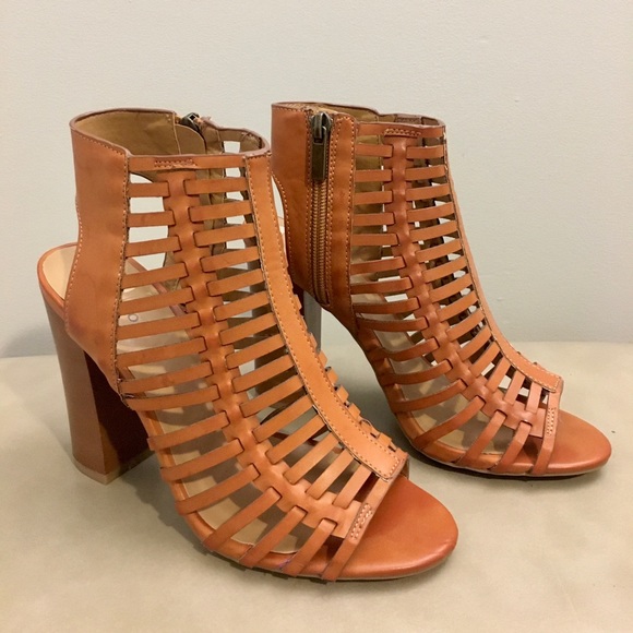 Bamboo strappy cut out chunky heels - Picture 1 of 6